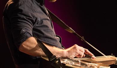 Phillip Henry Photo Alan Cole