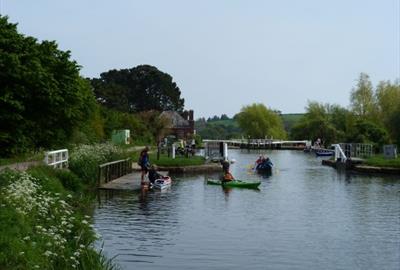 Far away view of Double Locks (c) Mathilde Le Floch