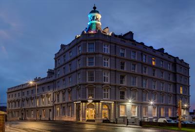 New Continental Hotel Exterior