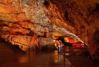 kents cavern prehistoric caves