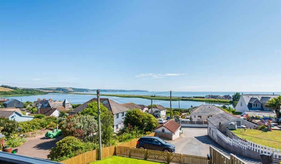 Toorak, Torcross