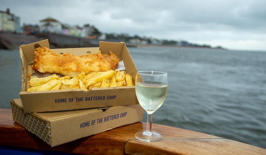 Fish N Fizz Cruise