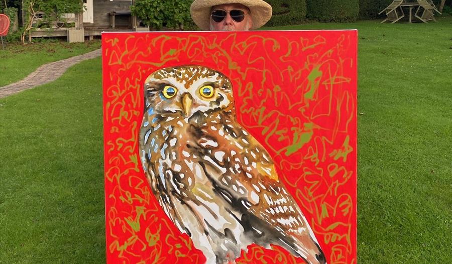 Jim Moir with Owl painting