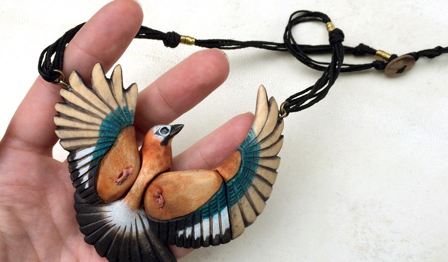 Sarah Vigars Guild Member wood necklace