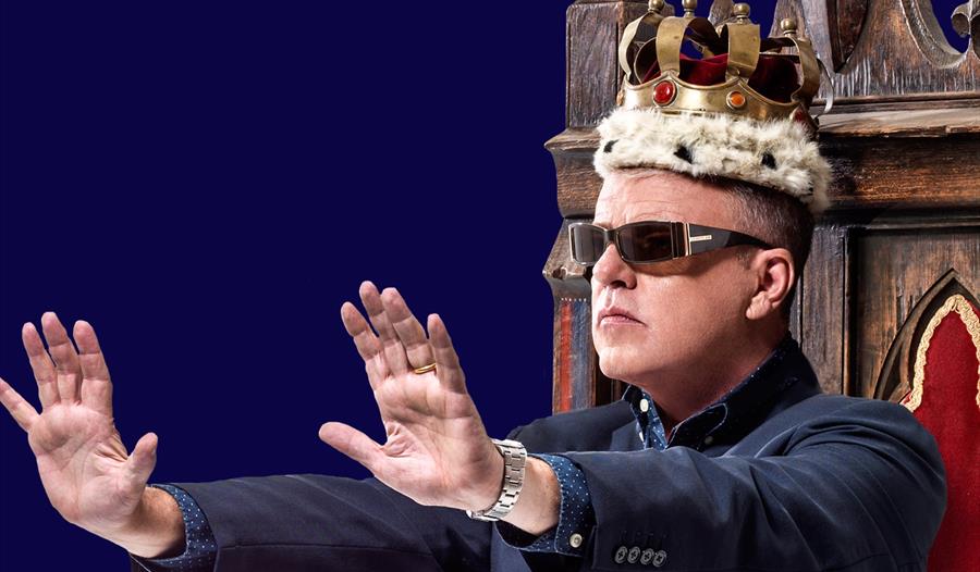 Suggs @ Quad Theatre