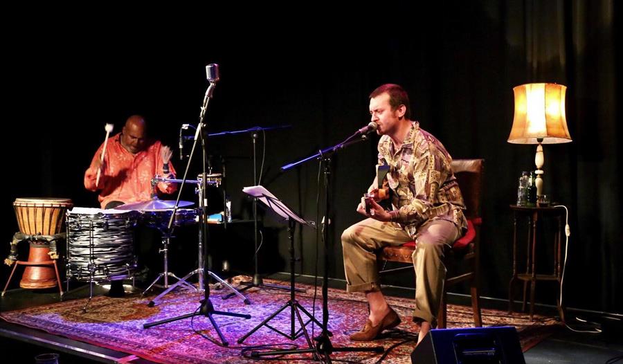 Mario Bakuna and Edmundo Carneiro