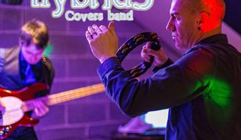 Live Music with The Hybrid5