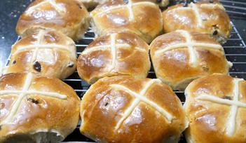 Cakes and Baking Course