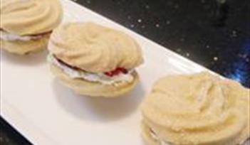 Cakes and Baking Course