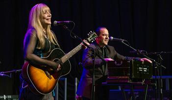 Charlie Dore with Julian Littman