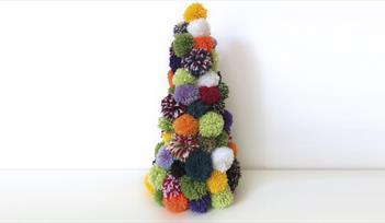 xmaspomtree