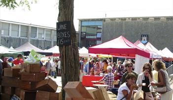 Totnes Good Food Sunday Market