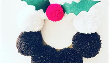 Christmas Pudding Wreath