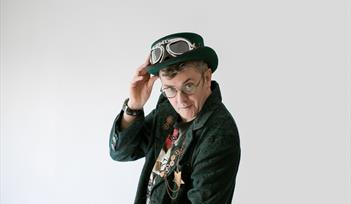 Joe Pasquale: The New Normal