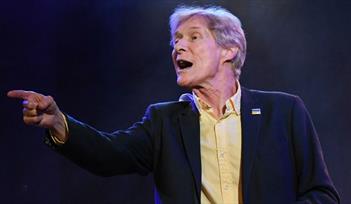Paul Jones blues vocalist