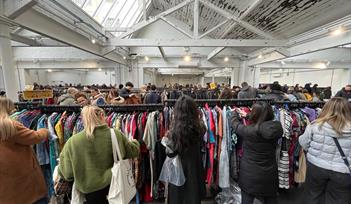 Worth The Weight Plymouth: Vintage Kilo Sale
