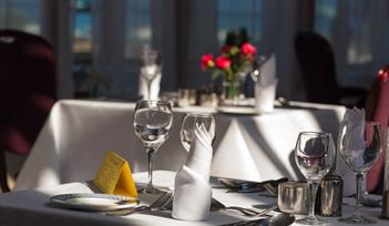 Super Value Midweek Christmas Lunch with Entertainment and Tea