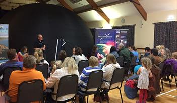Mobile planetarium and creatures of the night