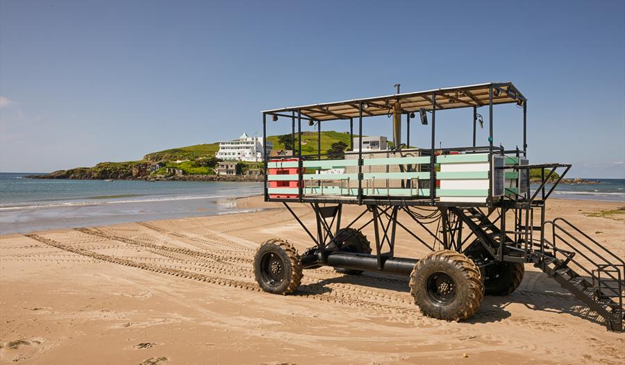 Hotel & Sea Tractor Hotel & Sea Tractor