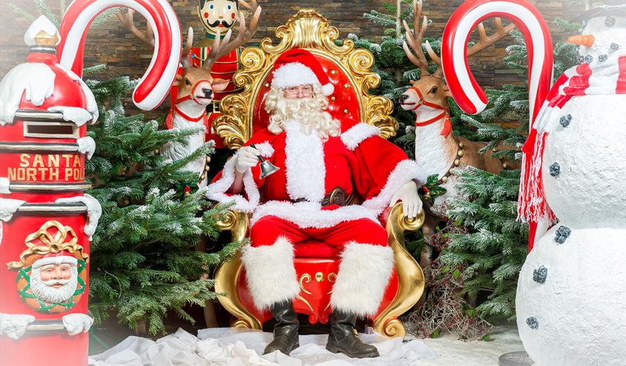 Santa At Christmas Santa At Christmas