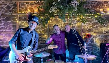 Official artwork for Christmas Live Music Nights - The Dockneys