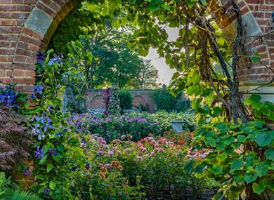 Hever Castle & Gardens
