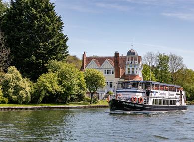 Caversham Rivercruise to Goring on Thames