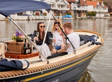 Henley on Thames River Boat Hire - Hobbs of Henley - Antaris