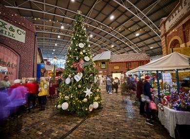 Christmas market at Milestones Museum