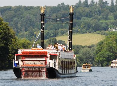 New Orleans on the River Thames at Henley