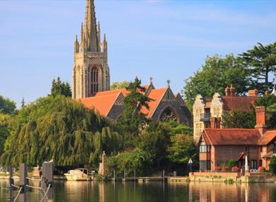 Pub in the Park Higginson Park in Marlow