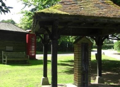 Chenies