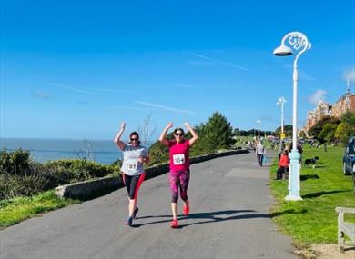 Runners at Folkestone HM