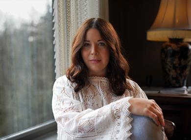 Singer Songwriter Hannah Brine