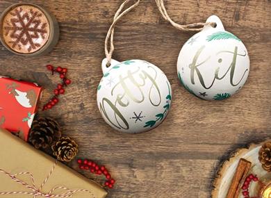 <img src="bauble.jpg" alt="">