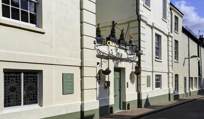 The Winchester Royal Hotel