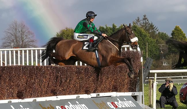 Strong Flavours Catering Raceday at Plumpton Racecourse