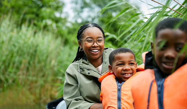 Dragonfly Boat Safari Rides