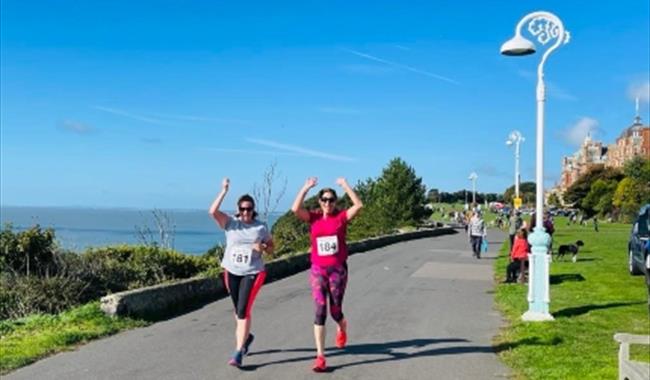 Runners at Folkestone HM