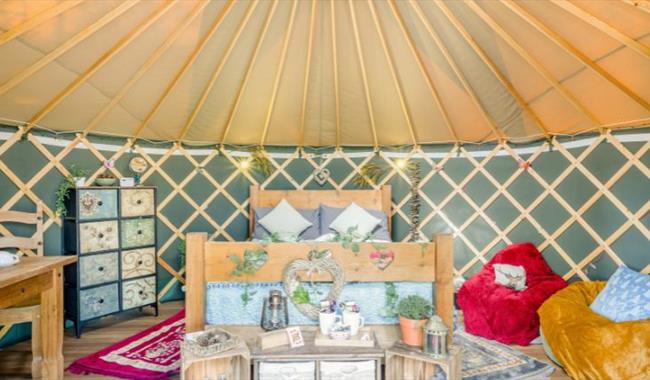 Glamping holidays in South East England, UK and Ireland