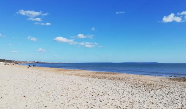 Highcliffe Beach, Christchurch, credit Bournemouth, Christchurch and Poole Tourism