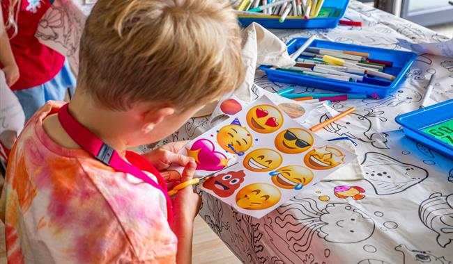 Children's Spring Tote Bag Workshop