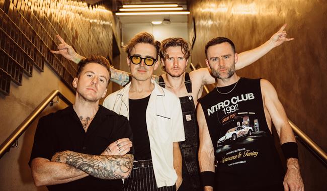 <img src="McFly" alt="">