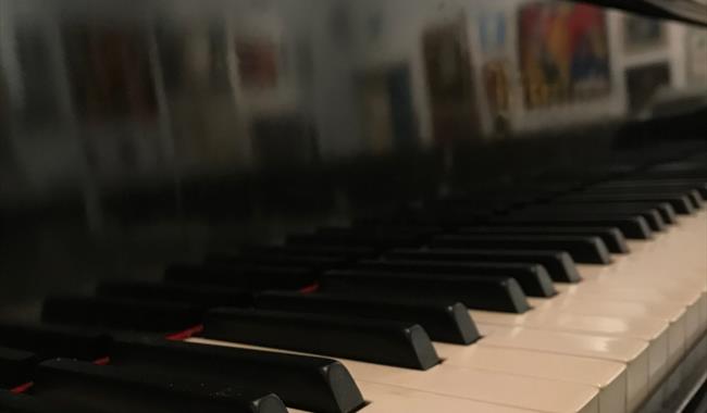 Piano in Room 11 of Pallant House Gallery
