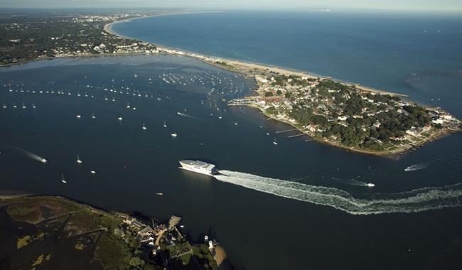 Poole Ferry Port