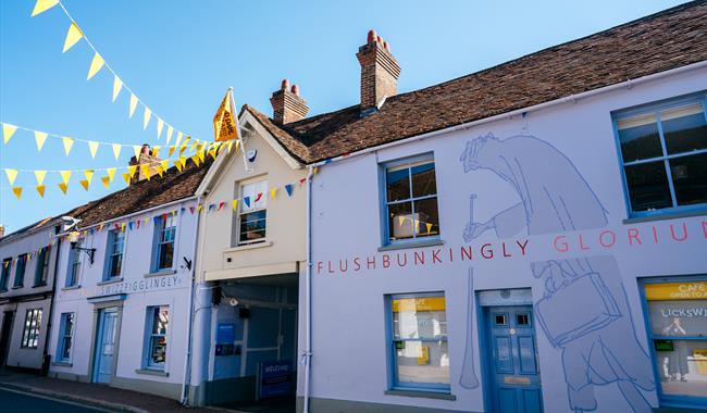 The outside of the Roald Dahl Museum. An old coaching in on Great Missenden High Street