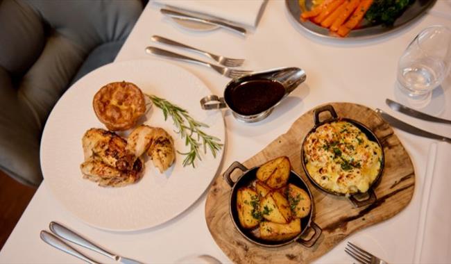 Sunday Roast at the Roseate Reading