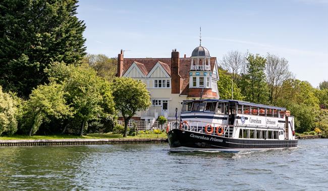 Caversham Princess, Thames Rivercruise on the thames near Reading