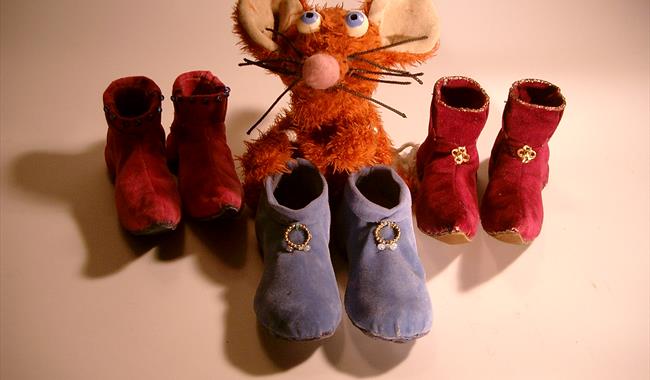 The Elves and the Shoemaker