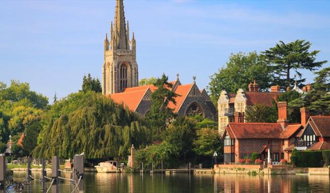Pub in the Park Higginson Park in Marlow